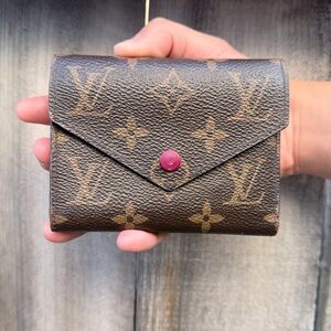 ✨ Authentic Louis Vuitton Victorine Wallet - Monogram & Fuchsia ✨